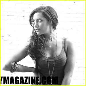 FOTO: Ashley Tisdale na novih fotografijah izgleda fantastično!