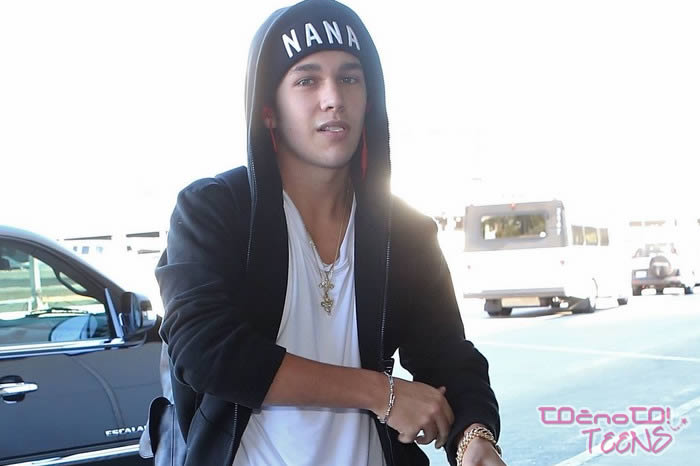 OPERACIJA! Austin Mahone je uspešno prišel domov!