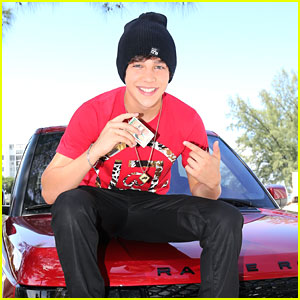 Austin Mahone: Vendarle mu je uspelo opraviti vozniški izpit!