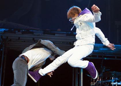 Justin Bieber: Na koncertih izvaja kung fu!