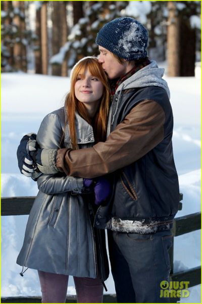 Foto: Bella Thorne: S fantom sta se zabavala na snegu!