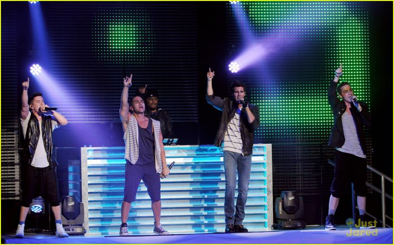 Foto: Big Time Rush: Tudi sami so začeli s turnejo!