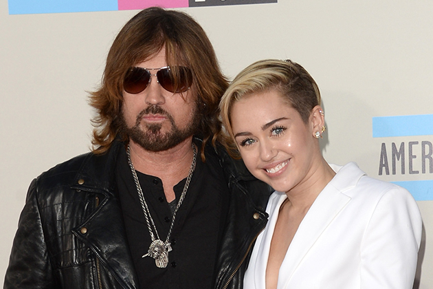 Miley Cyrus: Za rojstni dan dobila kar 25 tisoč dolarjev vredno darilo!