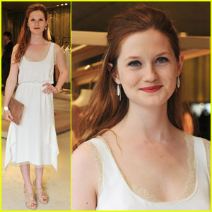 FOTO: Bonnie Wright: Čudovita mlada dama