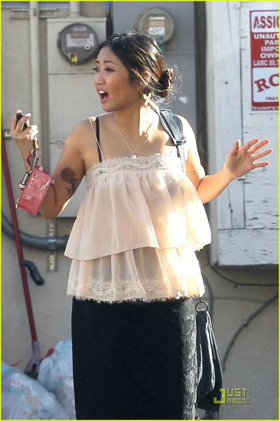 FOTO: Brenda Song je pokazala tatu!