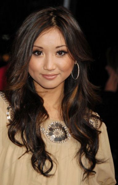 Obleci se kot Brenda Song