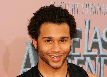 Corbin bo spet snemal filme