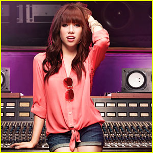Carly Rae Jepsen: Poglej si njene nove fotografije za modno znamko Candie!