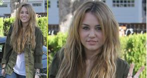 Miley Cyrus je med 20 najbogatejšimi Hollywoodčani