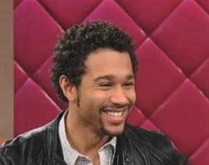 Corbin Bleu: Prvič se je poljubil pri 14