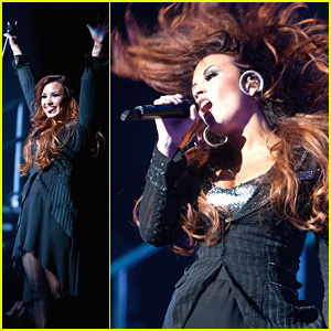Foto: Demi Lovato: Oglej si začetek turneje!