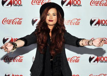 Vroče! Demi Lovato ogorčena, ker se je Disney norčeval iz motenj hranjenja!