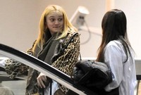 Dakota Fanning: Divja v živalskih vzorcih!