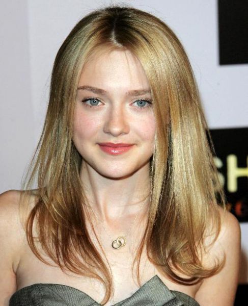 Dakota Fanning: V novem filmu je prvič zaigrala seks sceno!