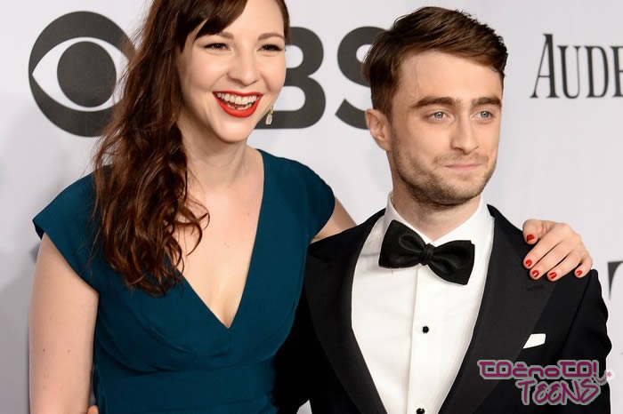Priljubljeni čarovnik Harry Potter se bo poročil!