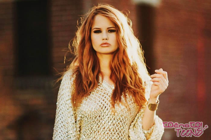 PRIZNALA JE! Debby Ryan je samska!