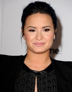 Demi Lovato: Zagrozila je sovražnikom, naj se je pazijo!