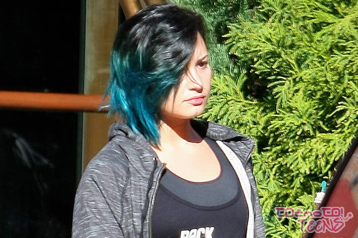 HOT? Demi Lovato razkazuje svoje mišice!