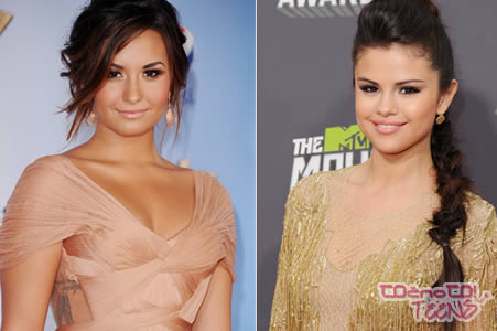 VROČE! Demi in Selena spet skupaj na spletu!