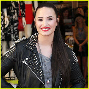 Potrjeno! Demi Lovato se vrača v X Factor!