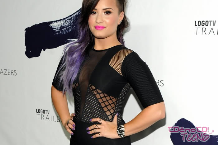 DEMI LOVATO: S kom je tokrat posnela duet?!