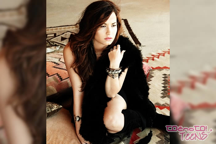 Demi Lovato: Premisli, predno tvitaš!