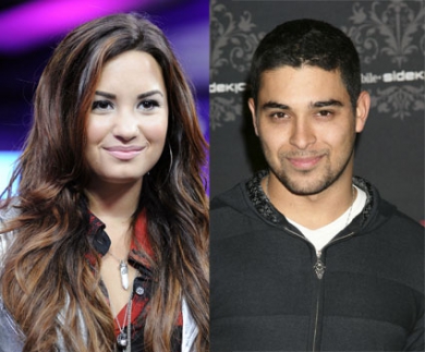 Demi Lovato: Govorice, da je spet s svojim bivšim, kar ne potihnejo!