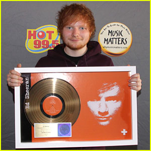 Uspeh! Ed Sheeran: V ZDA prodal pol milijona plošč!