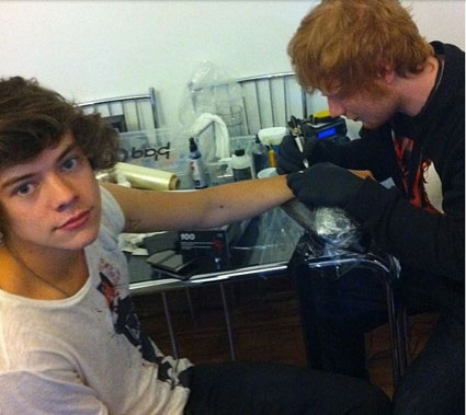 Harry iz 1D: Obžaluje svoje tatuje!