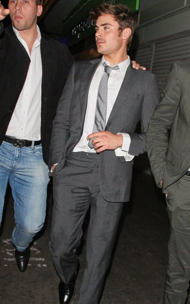 Foto: Zac Efron: Rojstni dan je proslavil v moški družbi!