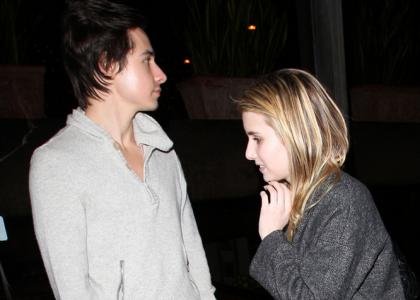 Emma Roberts: S fantom sta skupaj že dve leti