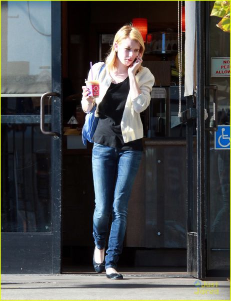 Šok! Emma Roberts: Šolo obesila na klin!