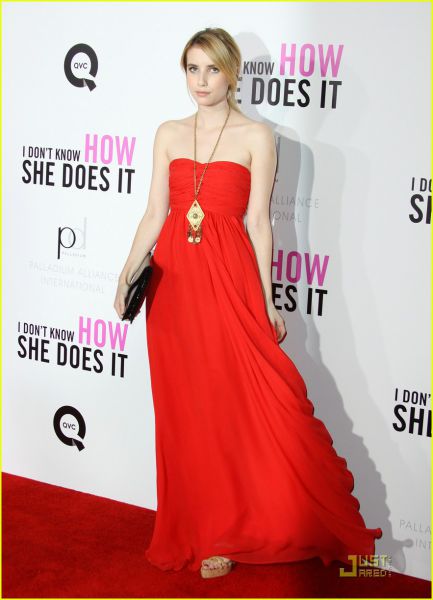 Foto: Emma Roberts s svojo lepoto jemlje dihe!