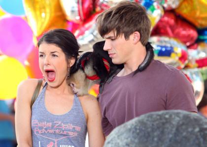FOTO: Shenae Grimes: Snemala z opico, ki jo je ugriznila!