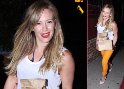 FOTO: Hilary Duff: Bodla je v oči z živo rumenimi hlačami