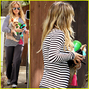 Foto: Hilary Duff: Nosečniški trebušček se ji že vidi!