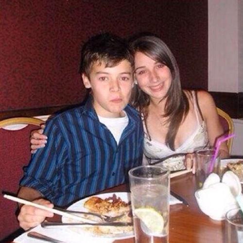 Harry Styles: Kdo je bila njegova prva punca?