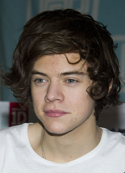 Harry iz One Direction: Najbolj potrebuje novo vzmetnico!