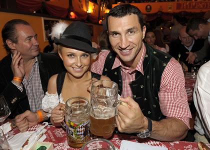 Hayden Panettiere: Na Oktoberfestu je bila kot prava Nemka z globokim dekoltejem!