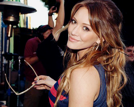 Obleci se kot Hilary Duff