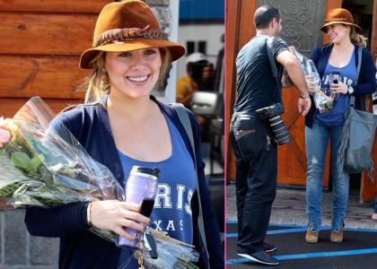 Hilary Duff: Ob rojstnem dnevu so ji paparaci zapeli in podarili rože!