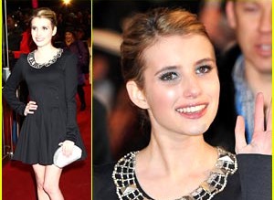 Emma Roberts z unikatnimi čevlji