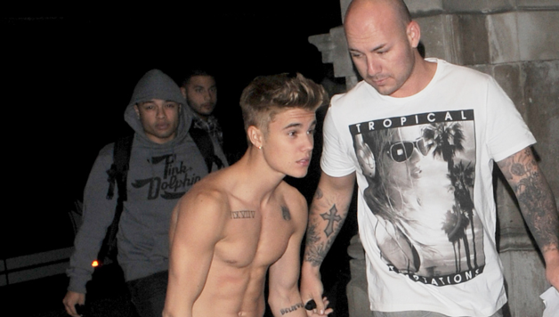 Justin Bieber: Njegovi varnostniki so se tokrat spravili na paparaca!