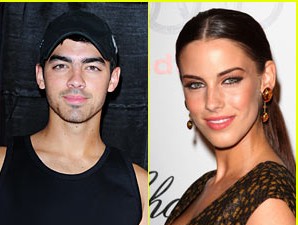 Joe Jonas: Pojavil se bo v seriji '90210'!