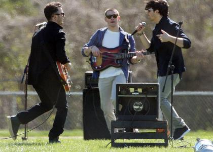Foto: Jonas Brothers se vračajo: Snemali so nov videospot!