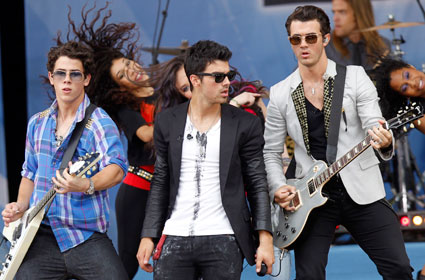 Vroče! Jonas Brothers z lastnim resničnostnim šovom?!