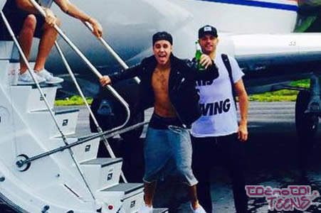 KAJ?! Justin objavil svojo golo zadnjico na Instagram!