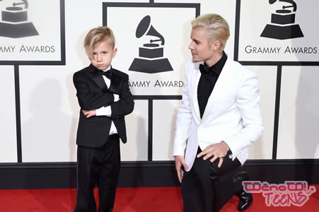 VROČE! Justin dobil svojega čisto prvega Grammyja!