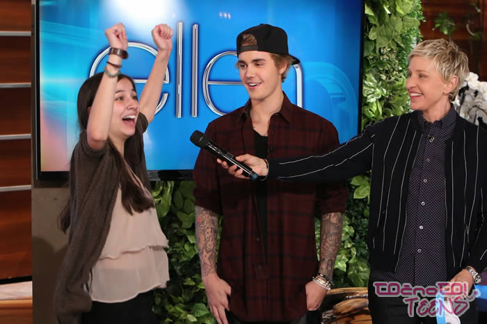 VIDEO! Justin z oboževalko igral igro Humdinger!