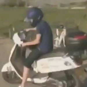 VIDEO: Justin Bieber: Je res povozil paparaca?!